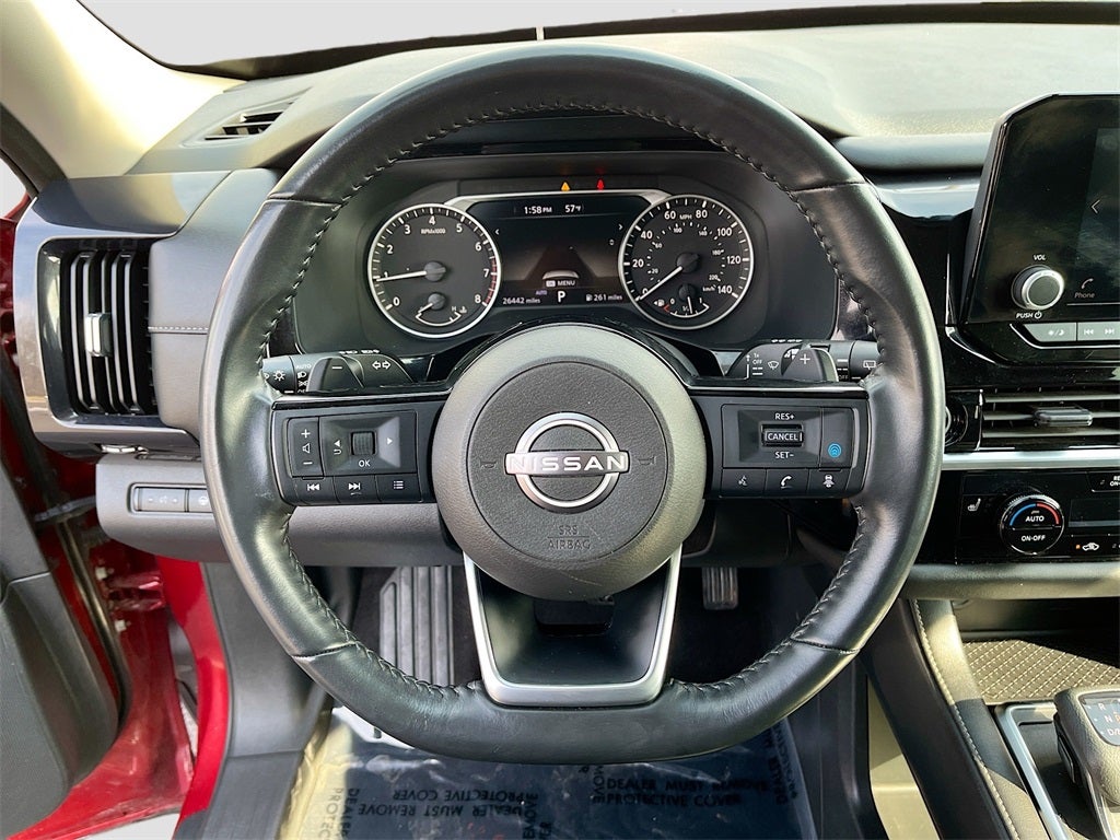 2023 Nissan Pathfinder SV