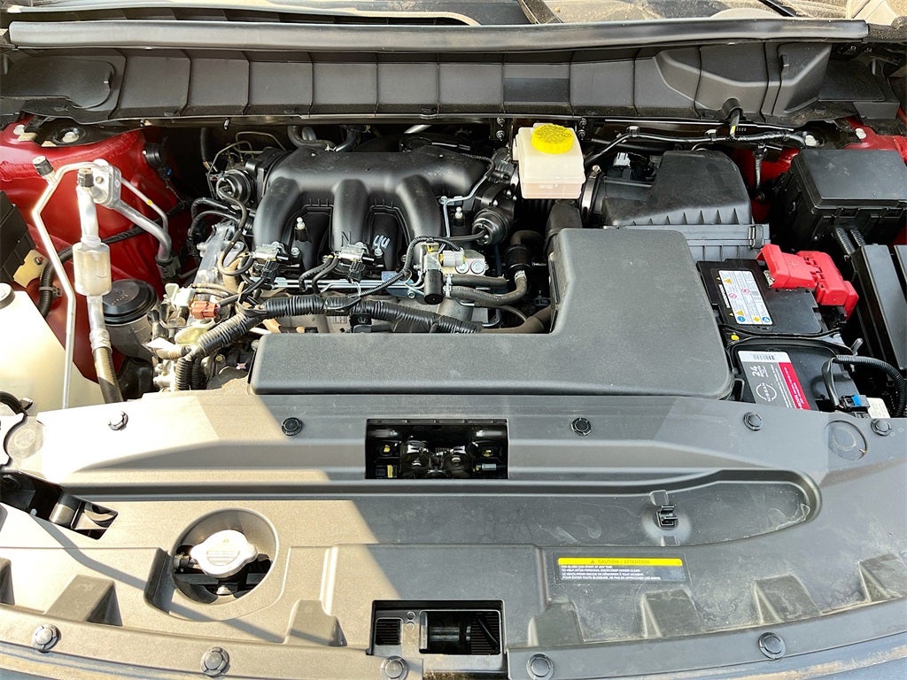 2023 Nissan Pathfinder SV