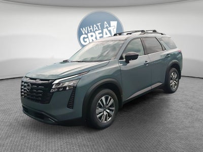 2026 Nissan Pathfinder SL