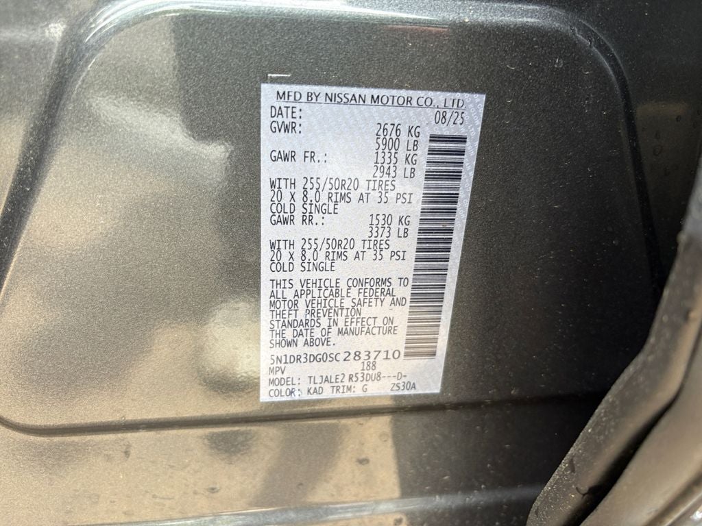 2025 Nissan Pathfinder Platinum