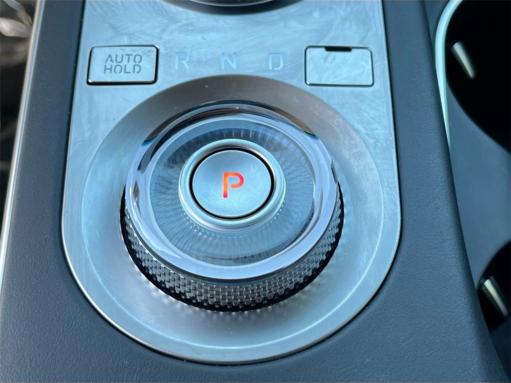 2024 Genesis GV70 2.5T