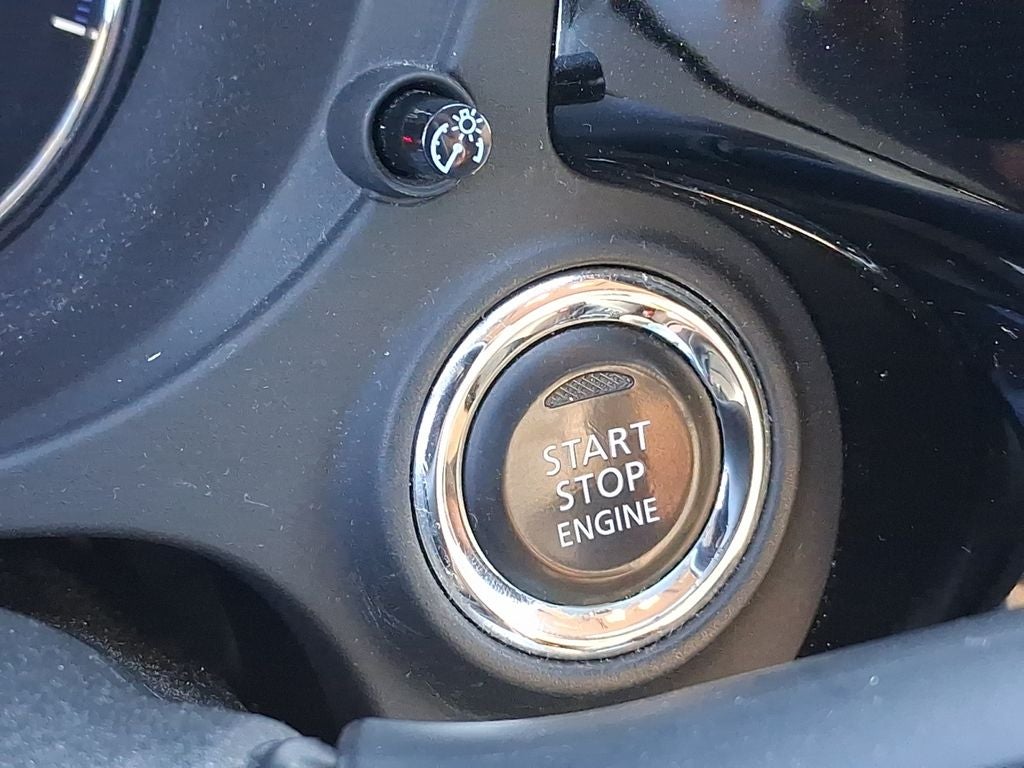 2016 Mitsubishi Outlander Base