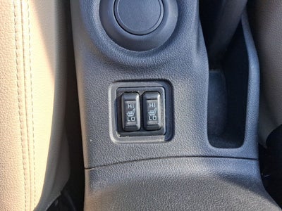 2016 Mitsubishi Outlander Base