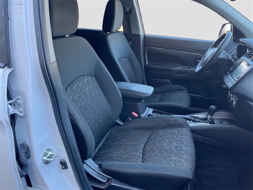 2024 Mitsubishi Outlander Sport Base