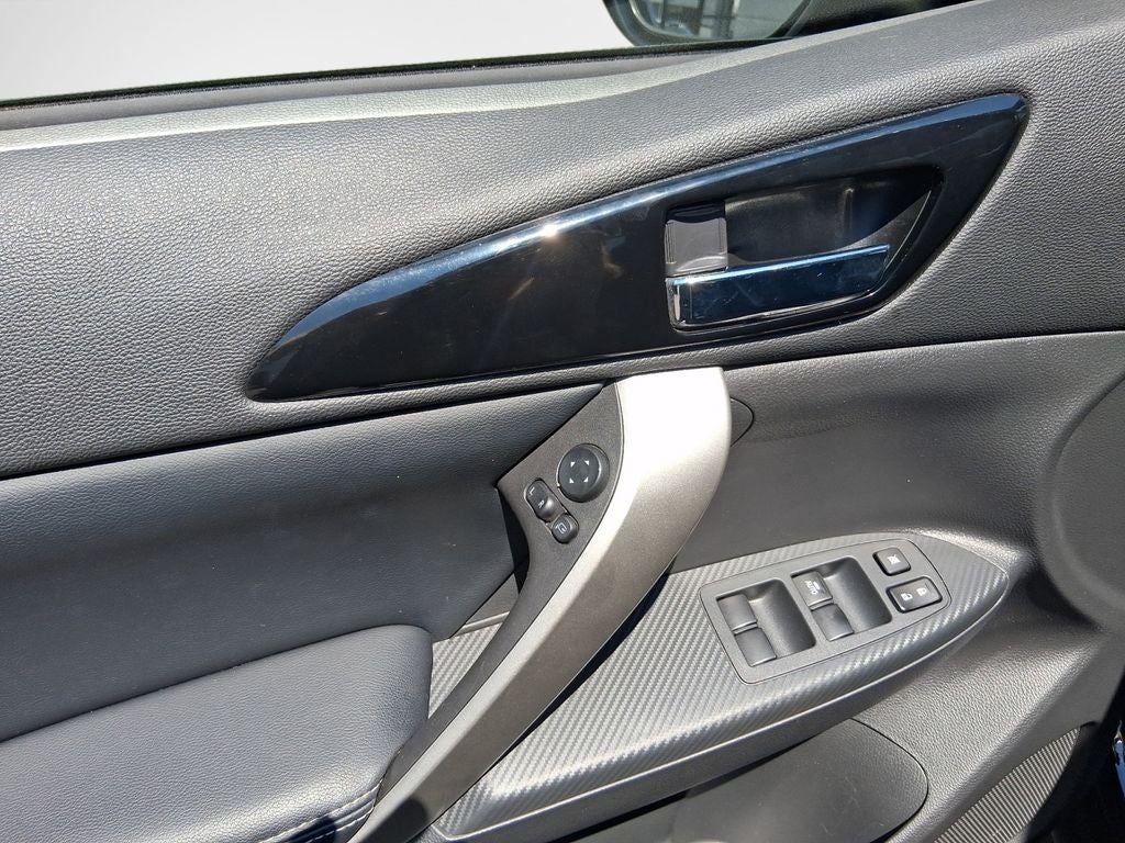 2025 Mitsubishi Eclipse Cross Base