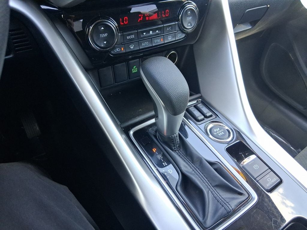2025 Mitsubishi Eclipse Cross Base