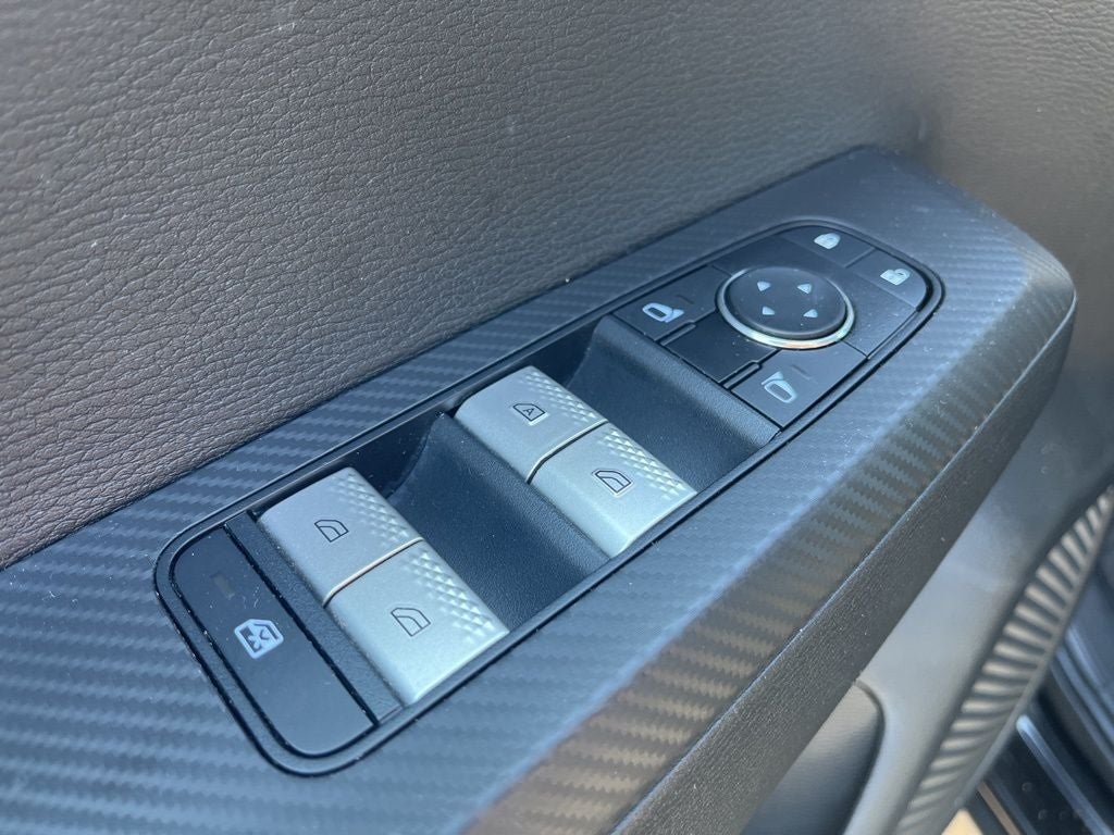 2024 Mitsubishi Outlander ES