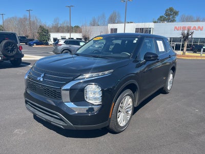 2024 Mitsubishi Outlander ES