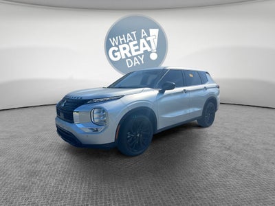2022 Mitsubishi Outlander SE