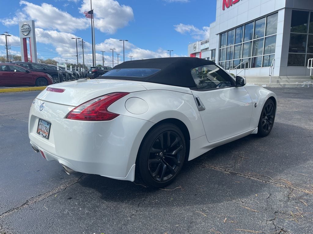 2016 Nissan 370Z Touring