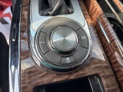 2020 Nissan Armada SV