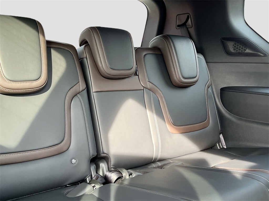 2025 Nissan Armada SL