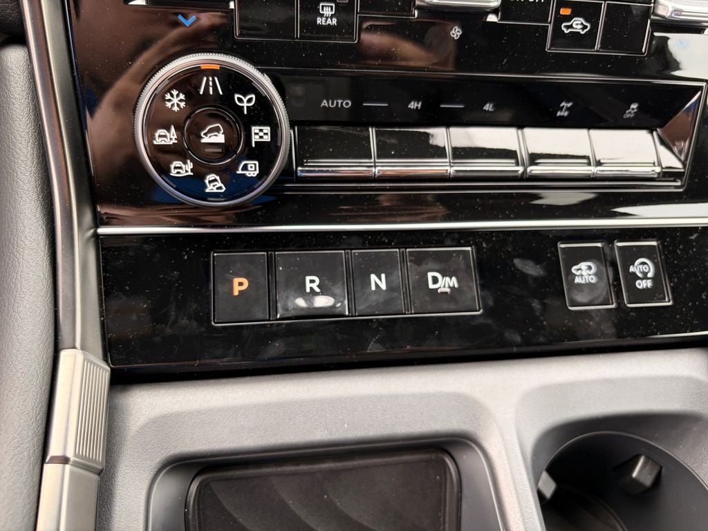 2026 Nissan Armada PRO-4X - Photo 21
