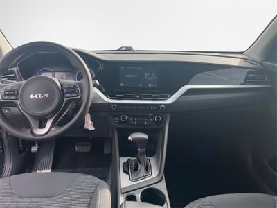 2022 Kia Niro LX