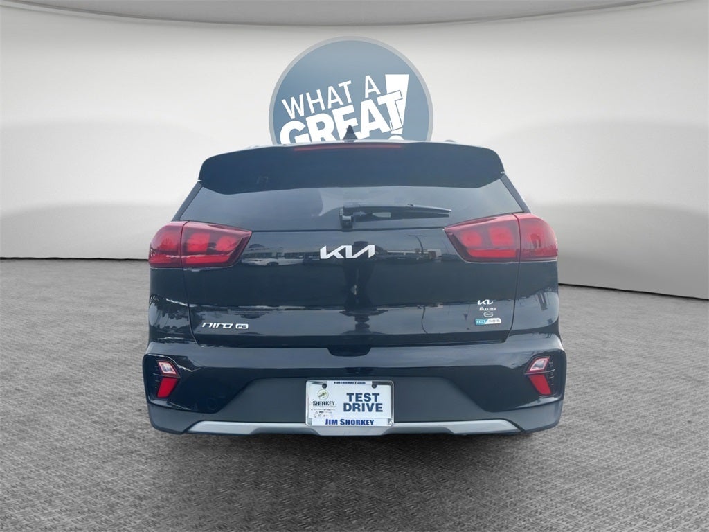 2022 Kia Niro LX