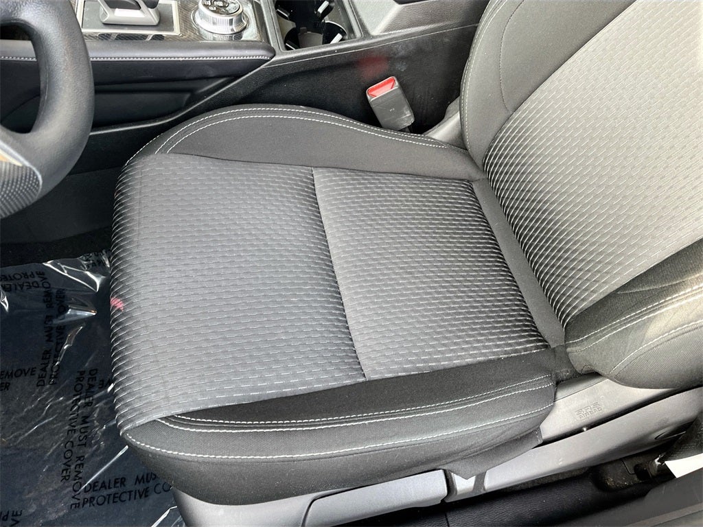 2024 Mitsubishi Outlander ES