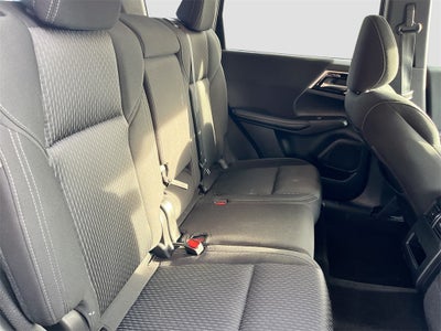 2024 Mitsubishi Outlander ES