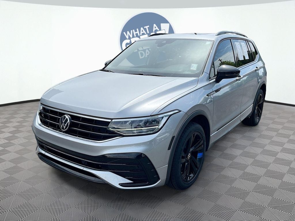 2023 Volkswagen Tiguan 2.0T SE R-Line Black