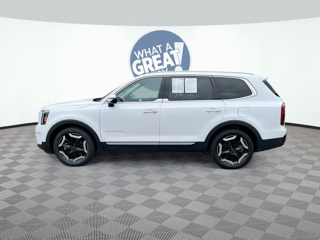 2023 Kia Telluride S