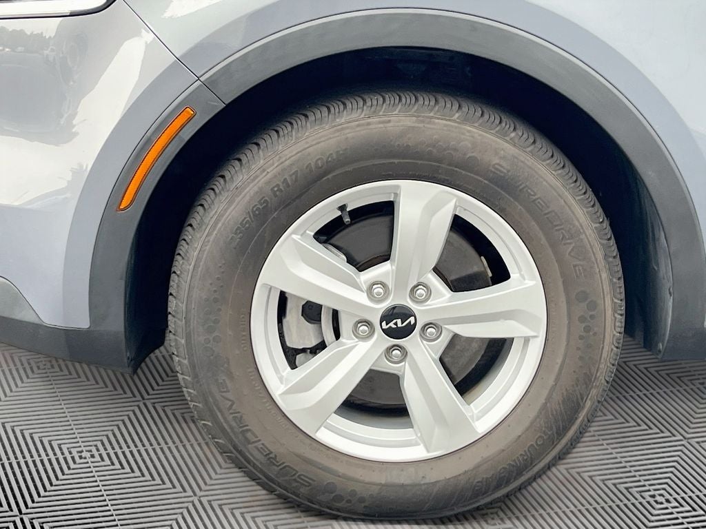 2023 Kia Sorento LX