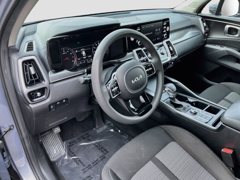 2023 Kia Sorento LX