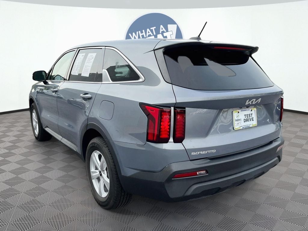 2023 Kia Sorento LX