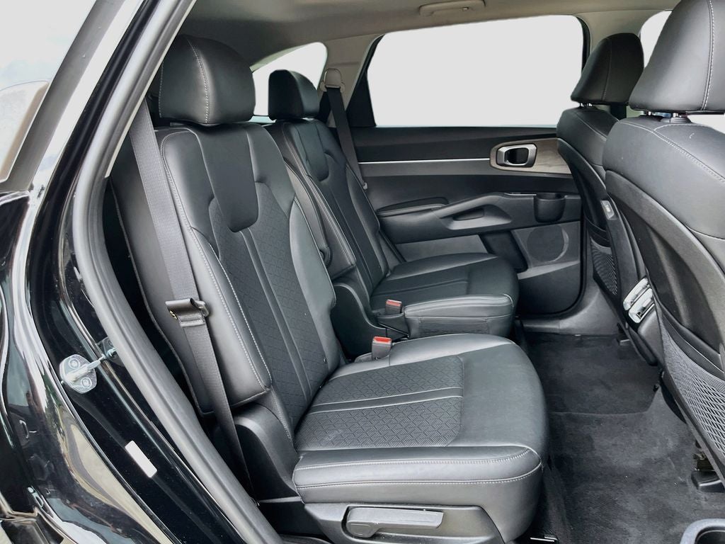 2023 Kia Sorento EX