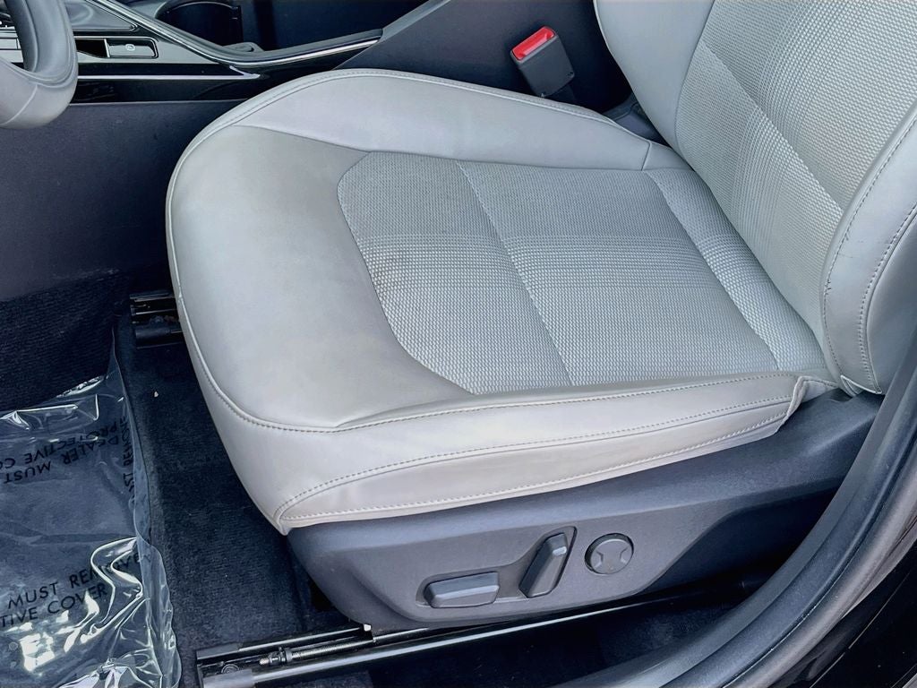 2024 Kia Niro EX Touring