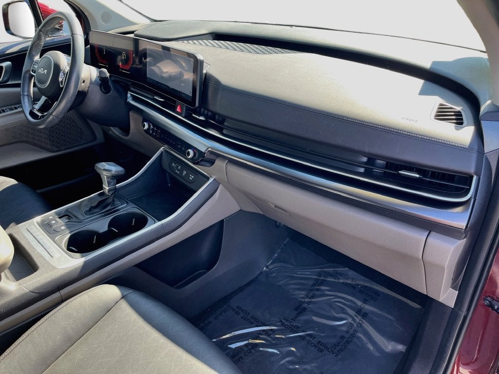 2025 Kia Carnival LXS
