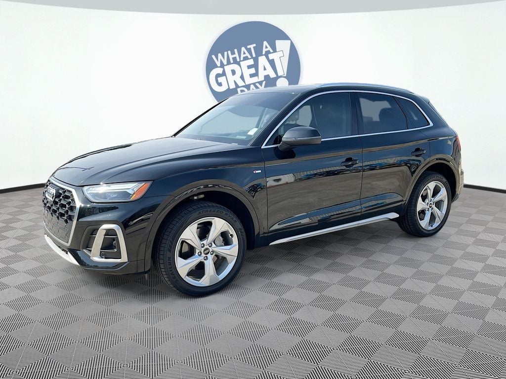 2022 Audi Q5 45 S line Premium quattro